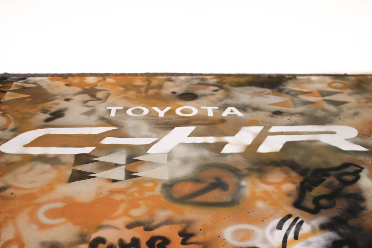 Graffiti auf Leinwand im Fotostudio in Hamburg-Ottensen, Teamevent mit Sprayfarben