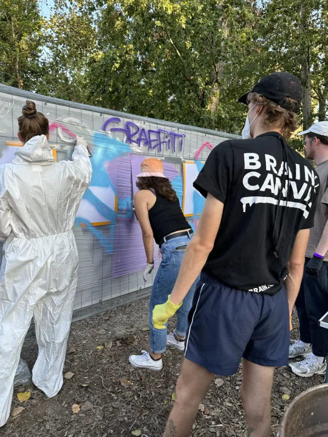 Duolingo Sommerfest in Berlin mit Action Painting und Graffiti